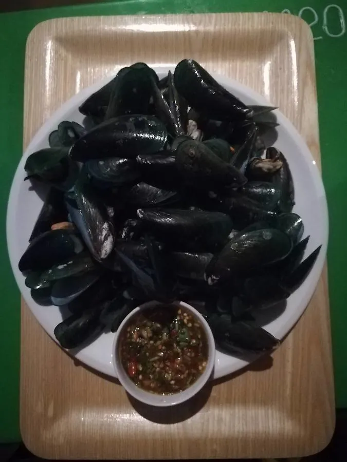 Chomlay Room & Restaurant Ko Lanta Thaiföld
