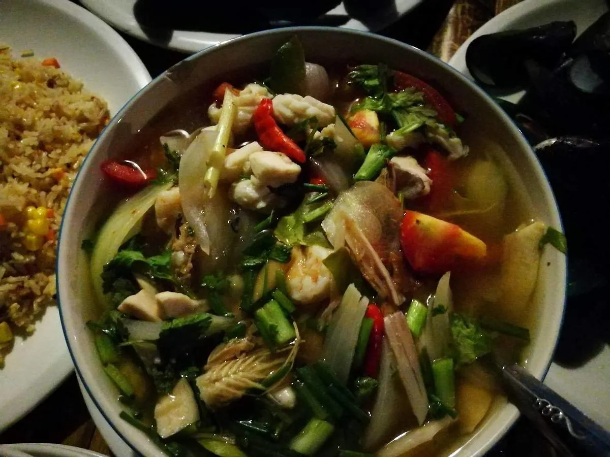Chomlay Room & Restaurant Ko Lanta Thaiföld