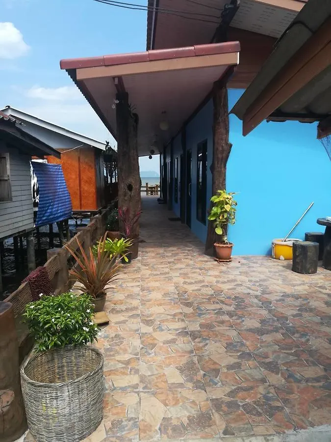 Chomlay Room & Restaurant Ko Lanta